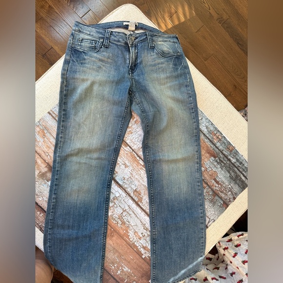 Refuge  Blue Jeans - Picture 5 of 7